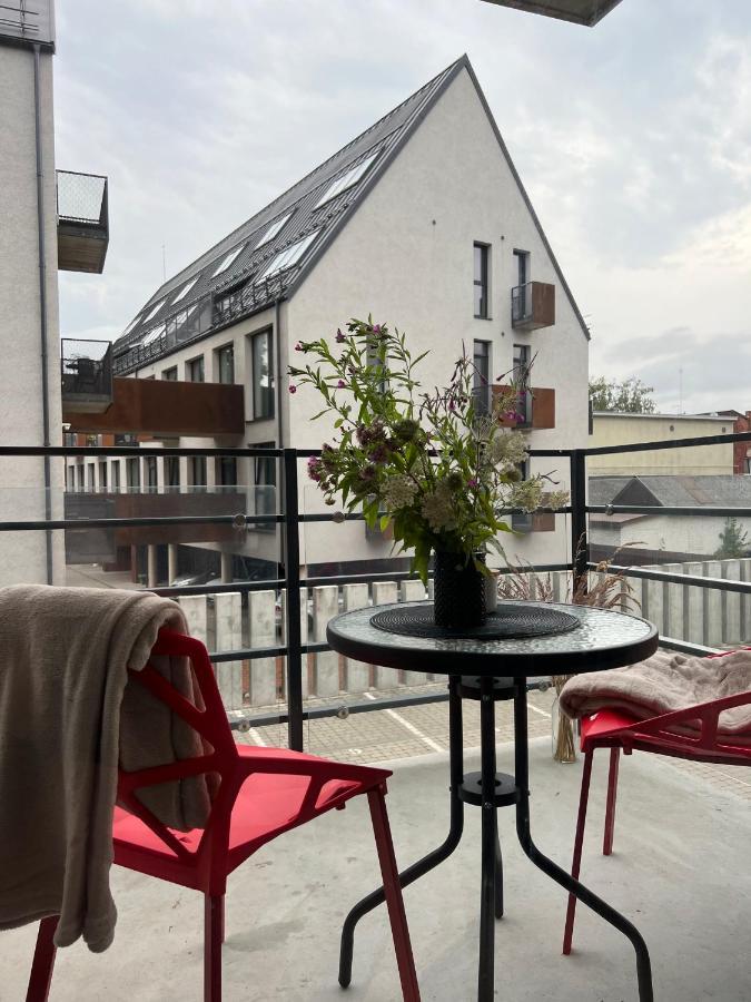 Cosy 1 Bedroom Apartment In The Heart Of Old Town With Parking Kaunas Buitenkant foto